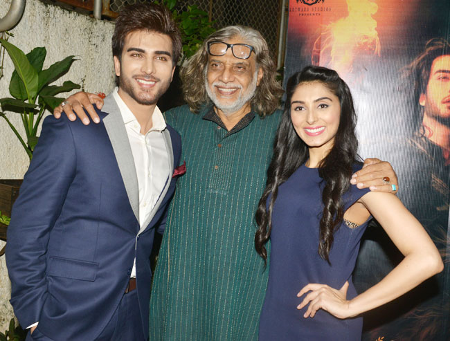 फिल्म 'जांनिसार' की स्क्रीनिंग को इन बॉलीवुड हस्तियों ने बनाया खास