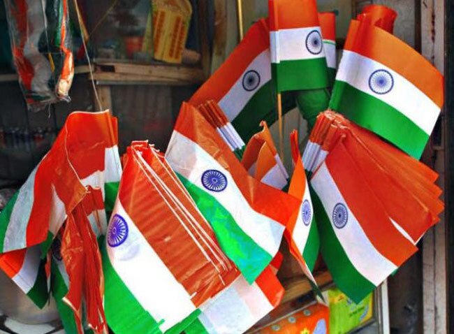 15 अगस्त 2015: दिनभर की बड़ी खबरें तस्वीरों में