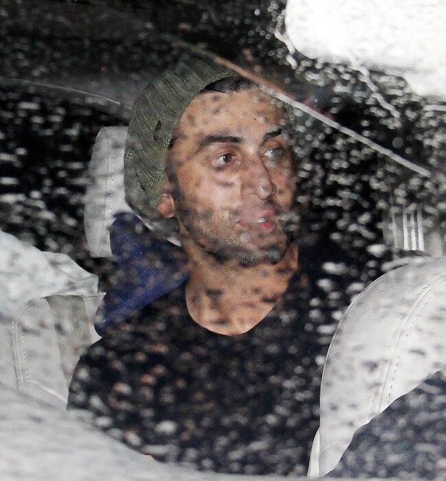 'फैंटम' की स्क्रीनिंग पर पहुंची ये बॉलीवुड हस्तियां