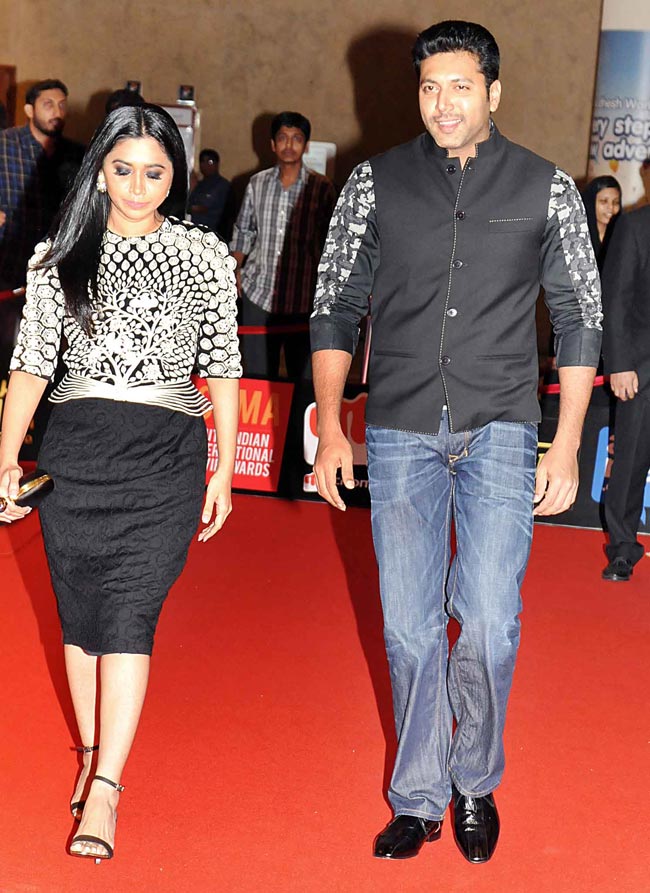 SIIMA 2015 अवॉर्ड्स में राणा डग्गुबती, श्रेया सरन और श्रुति हासन का जलवा