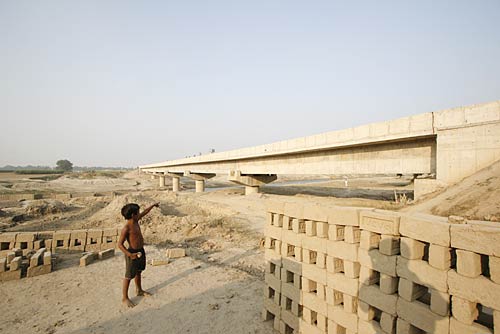 बिहार की बदलती तस्‍वीर | नीतीश की सुनामी