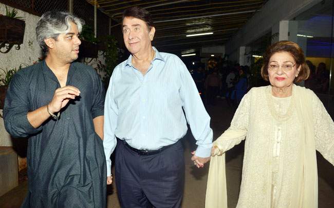 फिल्म 'जांनिसार' की स्क्रीनिंग को इन बॉलीवुड हस्तियों ने बनाया खास