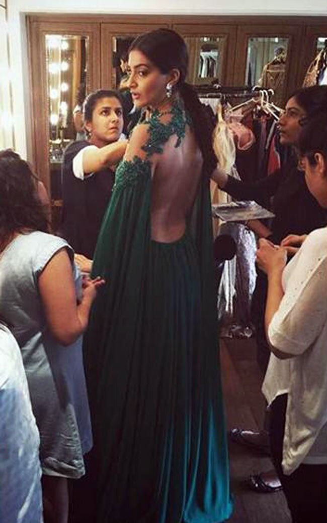 इंस्टाग्राम पर सितारों ने शेयर की अपनी मस्तियां