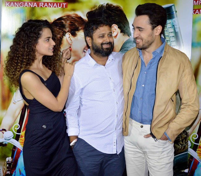 कहां और किस अंदाज में दिखे फिल्म स्टार्स