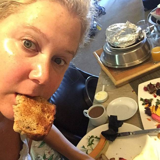 Emmy Awards 2015: पर्दे के पीछे टीवी सिलेब्स का अंदाज