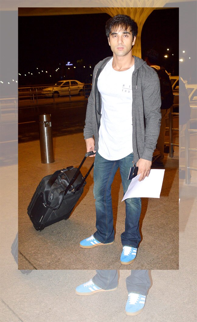 Celeb Spotting: चैरिटी इवेंट पर नजर आए रणबीर कपूर और माधुरी दीक्षित