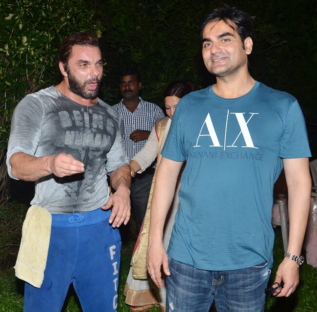 बॉलीवुड सितारों ने धूमधाम से मनाई गणेश चतुर्थी