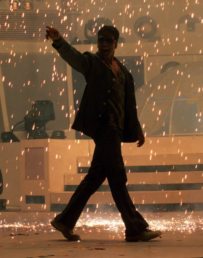 ये हैं सीधे सादे अक्षय अक्षय....Happy b'day