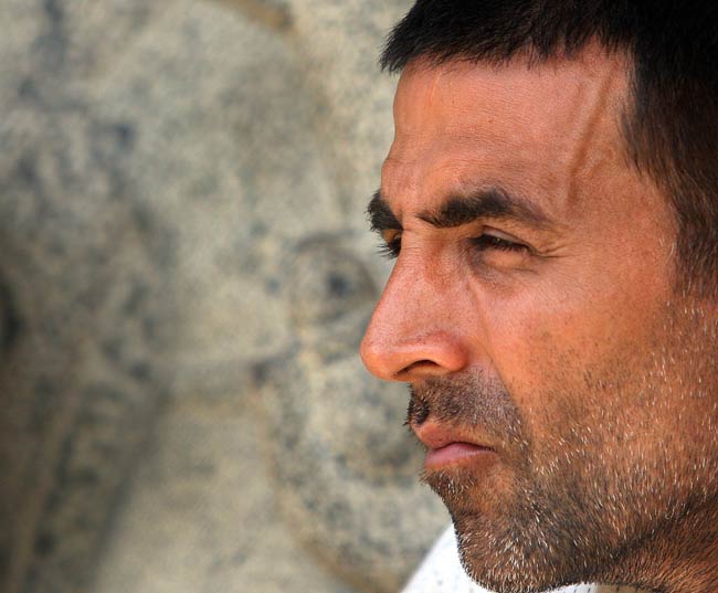 ये हैं सीधे सादे अक्षय अक्षय....Happy b'day