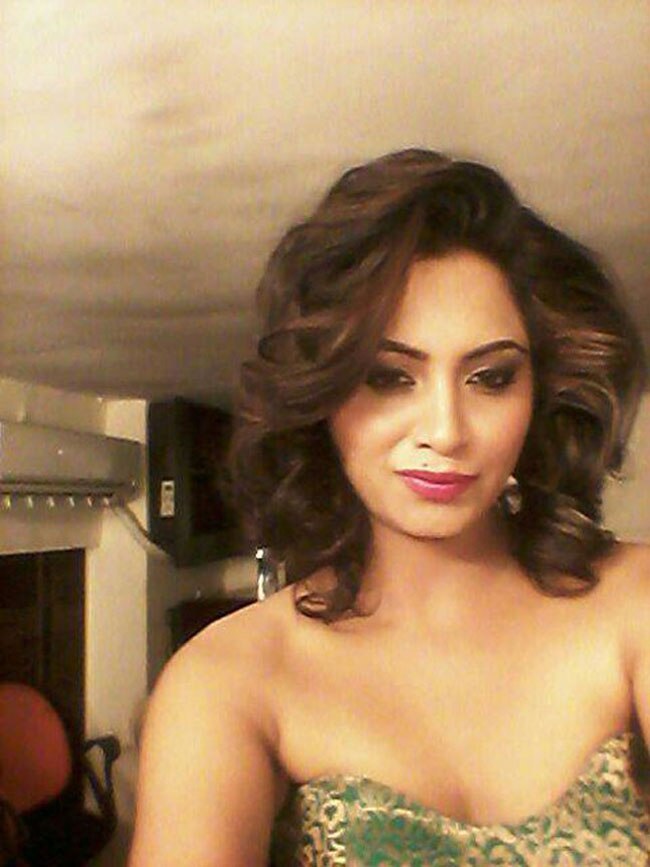 Bigg Boss 9 में सलमान खान का सामना करेंगी यह हस्तियां?