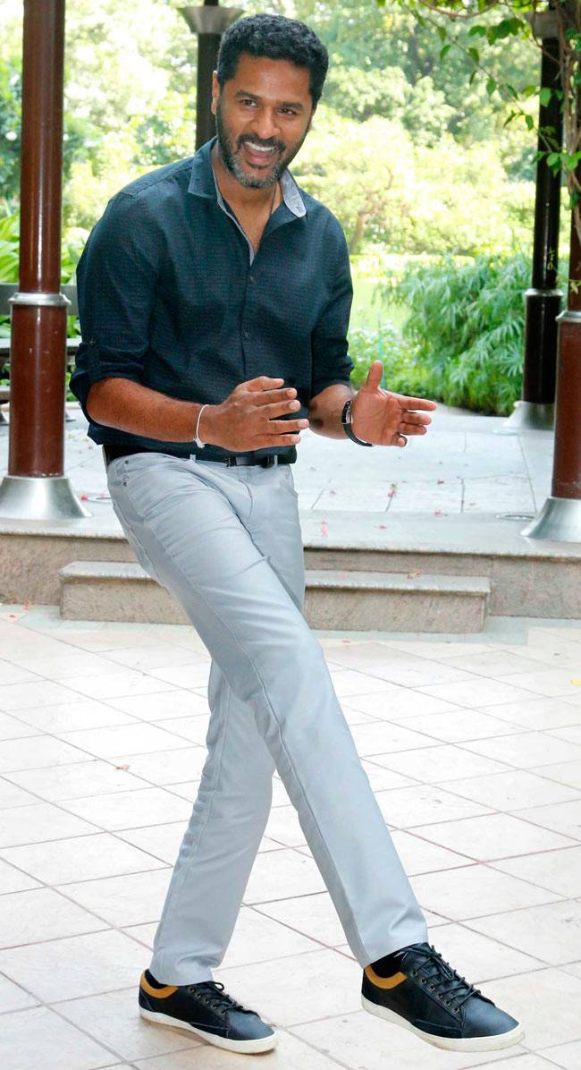 Celeb Spotting: दिल्ली और मुंबई में दिखे बॉलीवुड सितारों के जलवे...