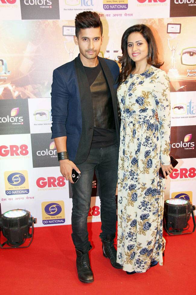 जगमगा उठा ITA अवॉर्ड्स 2015 जब छोटे पर्दे के सितारों का हुआ जमावड़ा