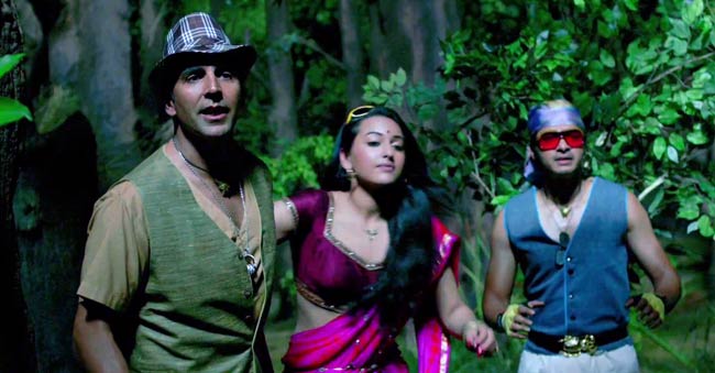 ये हैं सीधे सादे अक्षय अक्षय....Happy b'day