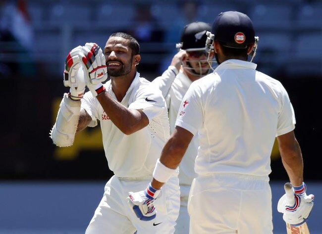 शिखर धवनः मूंछों को ताव देता 'धाकड़' बल्लेबाज