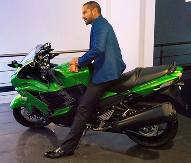 शिखर धवनः मूंछों को ताव देता 'धाकड़' बल्लेबाज