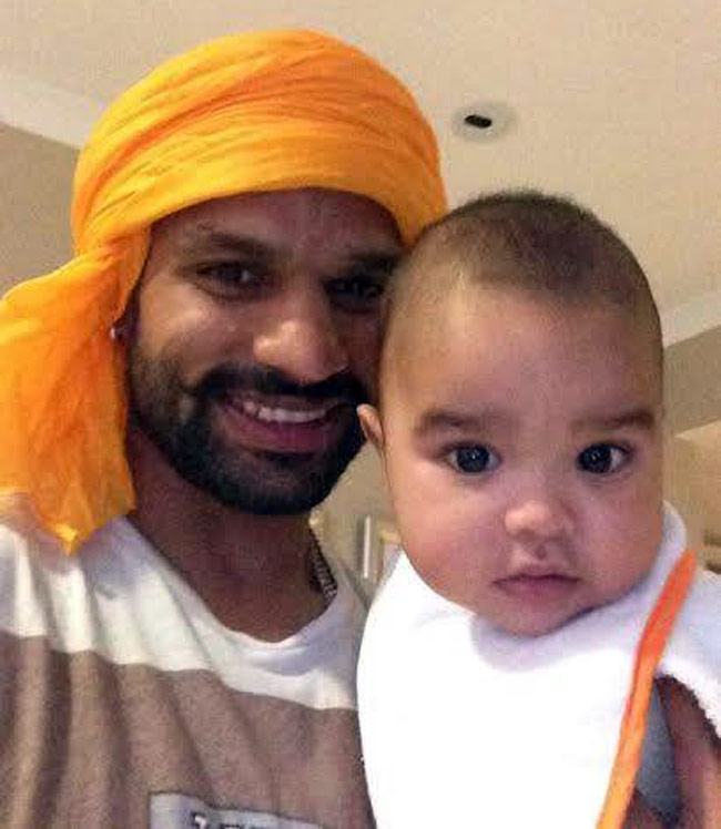 शिखर धवनः मूंछों को ताव देता 'धाकड़' बल्लेबाज