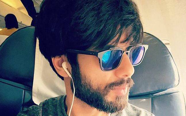 इंस्टाग्राम पर सितारों ने शेयर की अपनी बेस्ट तस्वीरें