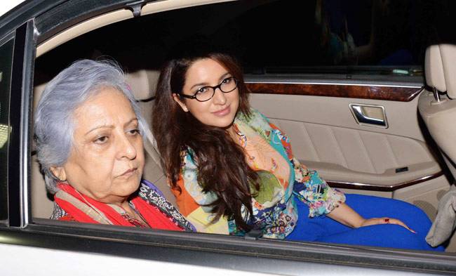 कपिल शर्मा की फिल्म की स्क्रीनिंग पर पहुंचे बॉलीवुड सितारे