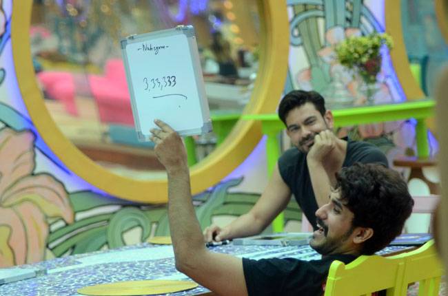 Bigg Boss 9: बोली टास्क में कटे पैसे, अब मिलेंगे 39 लाख रु. ही