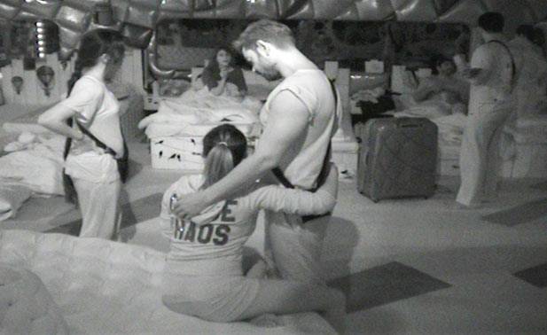 Bigg Boss 9: घर में पहली कैटफाइट