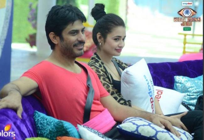 Bigg Boss 9: घरवालों को मिलेगा अपना सामान
