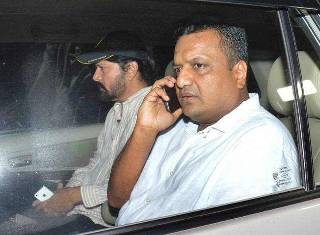 Celeb Spotting: बिग बी बने टाइगर एंबेसडर, रितिक-लीजा साथ नजर आए