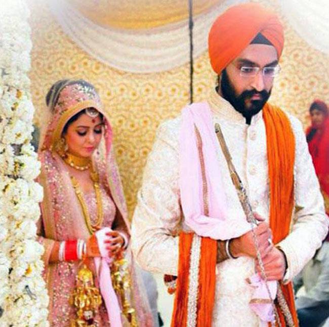 इन हसीनाओं का है पहला करवा चौथ