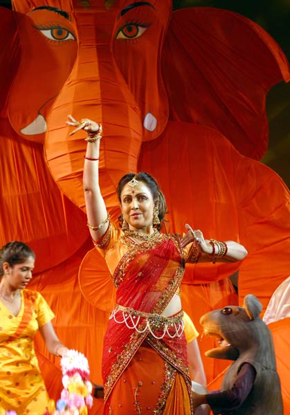 Dream Girl हेमा मालिनी को जन्‍मदिन मुबारक...