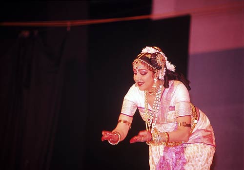 Dream Girl हेमा मालिनी को जन्‍मदिन मुबारक...