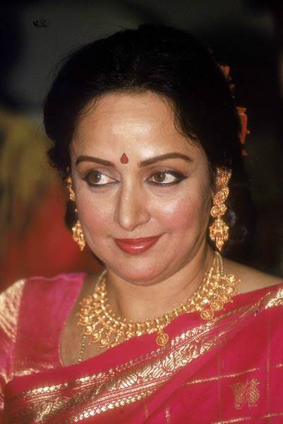 Dream Girl हेमा मालिनी को जन्‍मदिन मुबारक...