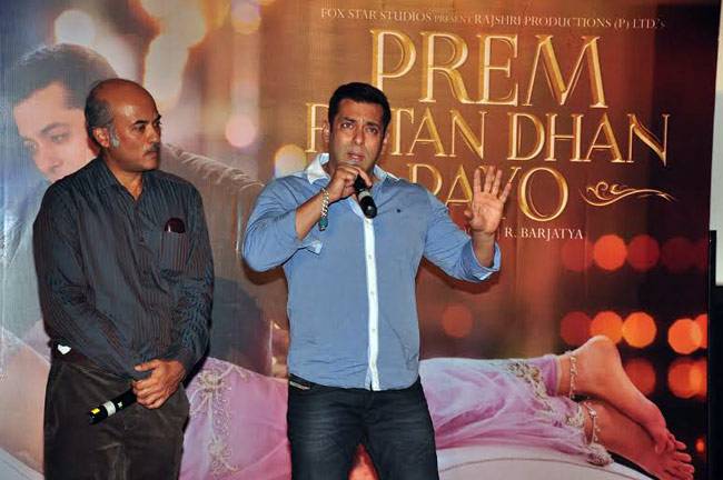 'प्रेम रतन धन पायो' के ट्रेलर लॉन्च पर सलमान, सोनम और स्टार कास्ट