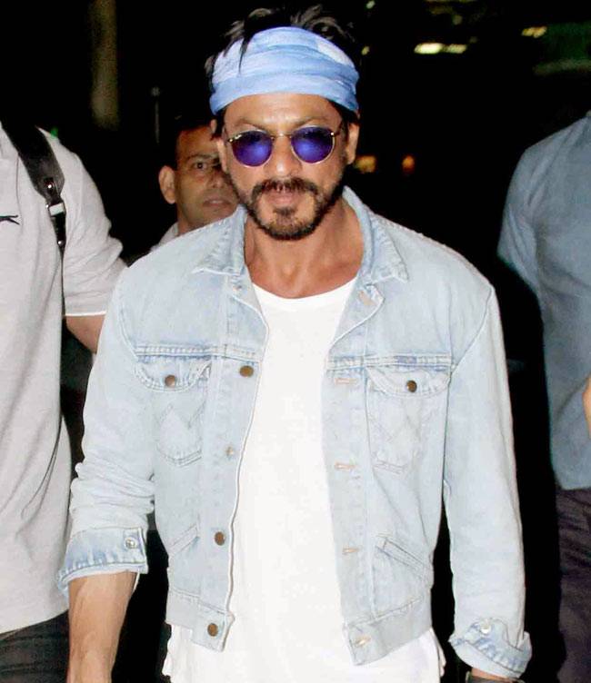 'तलवार' की स्क्रीनिंग पर दीपिका तो गौरी के बर्थडे के लिए शाहरुख लौटे मुंबई