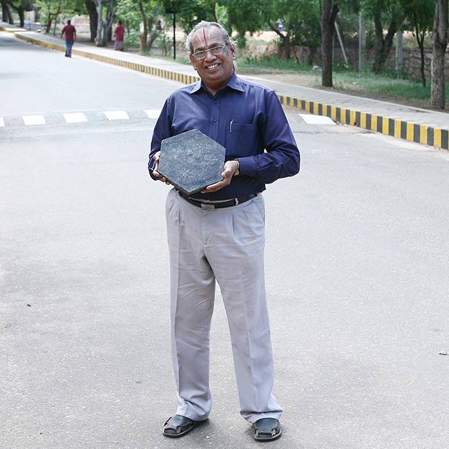 PM मोदी ने किया इन 13 सफाईवीरों को सम्मानित...