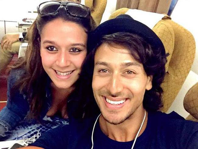 बॉलीवुड सितारों ने इंस्टग्राम पर शेयर की ये खास तस्वीरें