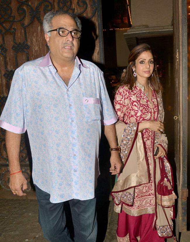 बॉलीवुड सितारों ने ऐसे मनाया करवाचौथ