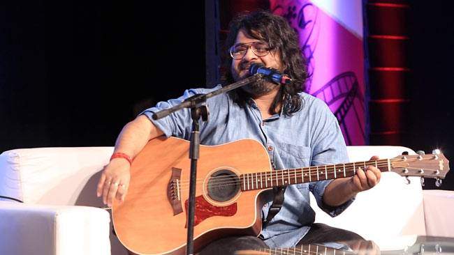 Jio MAMI 2015: 17वें मुंबई फिल्म फेस्टिवल सितारों से हुआ गुलजार