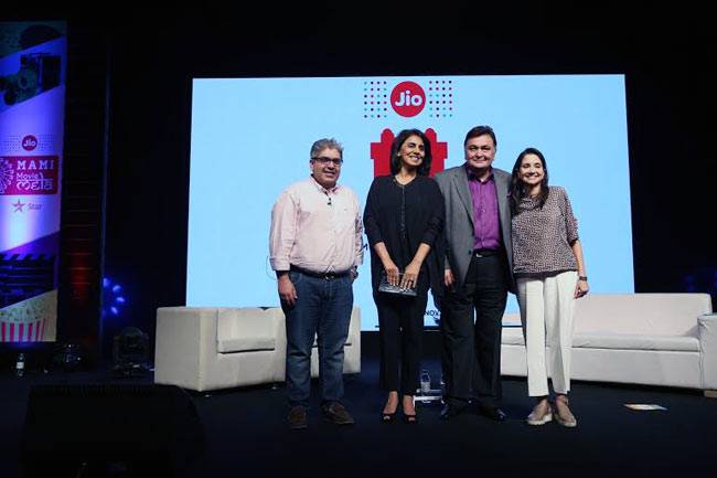 Jio MAMI 2015: 17वें मुंबई फिल्म फेस्टिवल सितारों से हुआ गुलजार