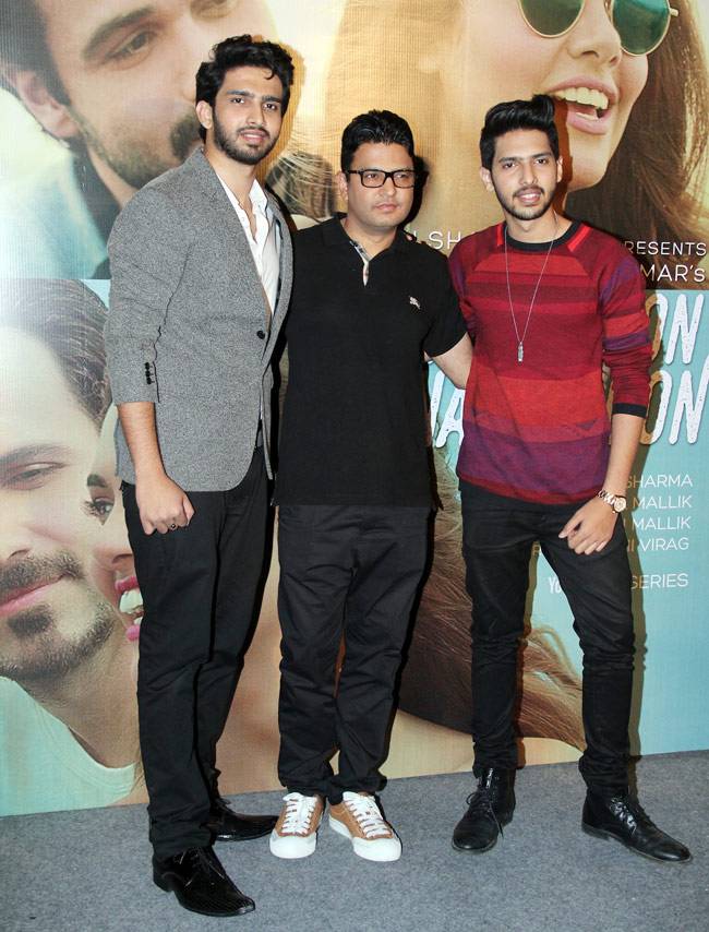 अपने नए गाने के लॉन्च पर इमरान हाशमी और ईशा गुप्ता