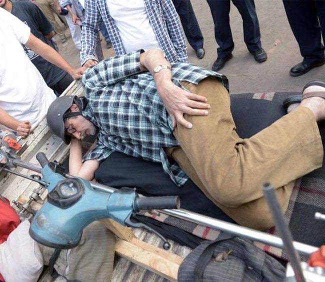 अमिताभ बच्चन ने कोलकाता की गलियों में की स्कूटर से सैर