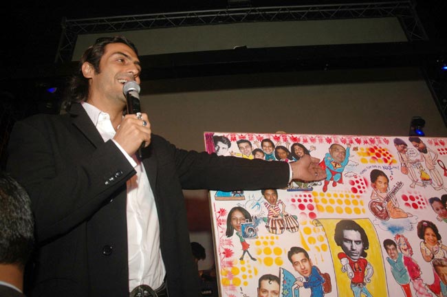 सुपरमॉडल, एक्टर अर्जुन रामपाल की अनदेखी तस्वीरें