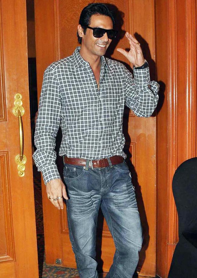 सुपरमॉडल, एक्टर अर्जुन रामपाल की अनदेखी तस्वीरें