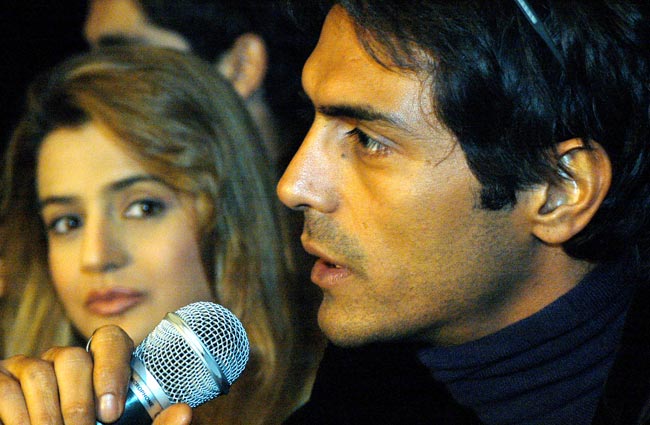 सुपरमॉडल, एक्टर अर्जुन रामपाल की अनदेखी तस्वीरें