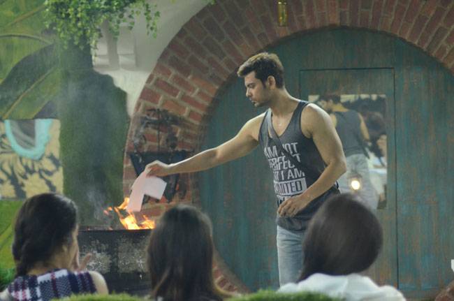 Bigg Boss 9: घर में दिखा रिषभ का जलवा...