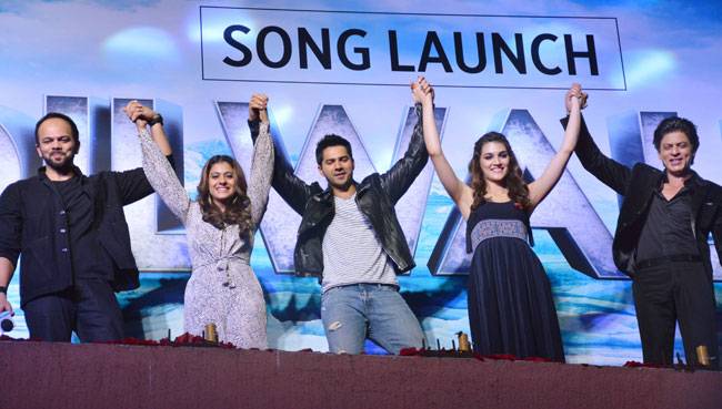 'दिलवाले': काजोल नहीं कृति सैनन संग शाहरुख कर रहे हैं रोमांस