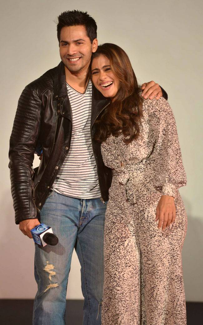 'दिलवाले': काजोल नहीं कृति सैनन संग शाहरुख कर रहे हैं रोमांस