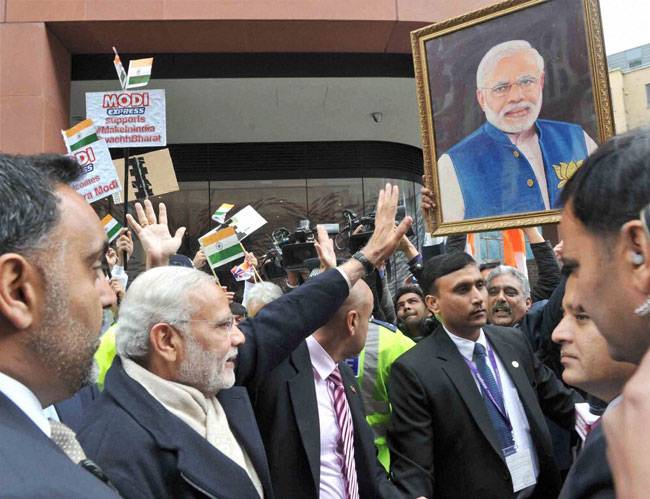 तस्वीरें: 10 डाउनिंग स्ट्रीट से लेकर ब्रिटिश संसद तक PM मोदी का जलवा