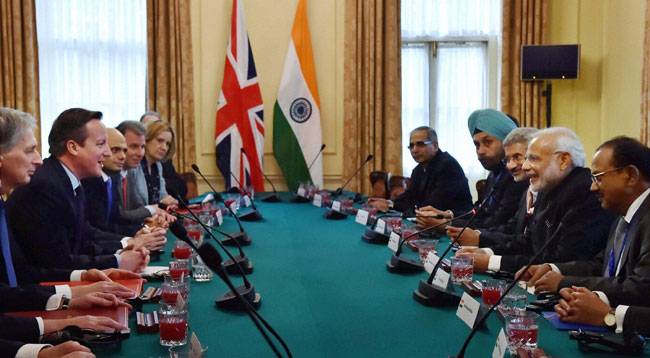 तस्वीरें: 10 डाउनिंग स्ट्रीट से लेकर ब्रिटिश संसद तक PM मोदी का जलवा