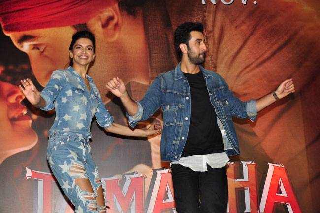 जब रणबीर ने दीपिका को गोद में उठाया...