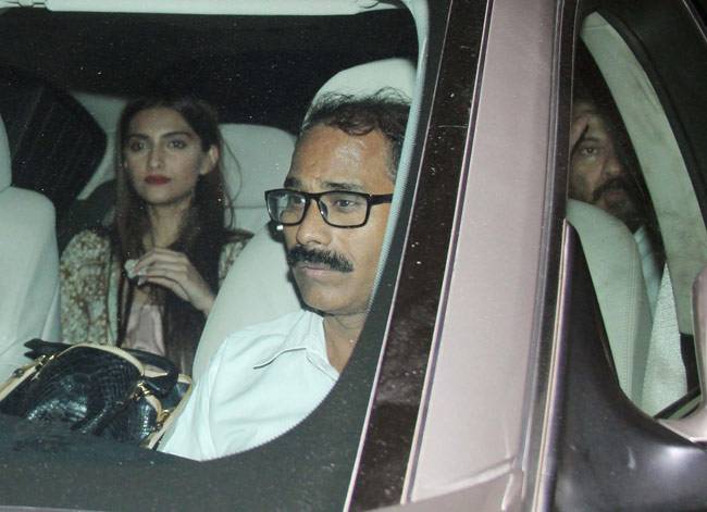 'प्रेम रतन धन पायो' की स्पेशल स्क्रीनिंग में शामिल हुए बॉलीवुड स्टार्स