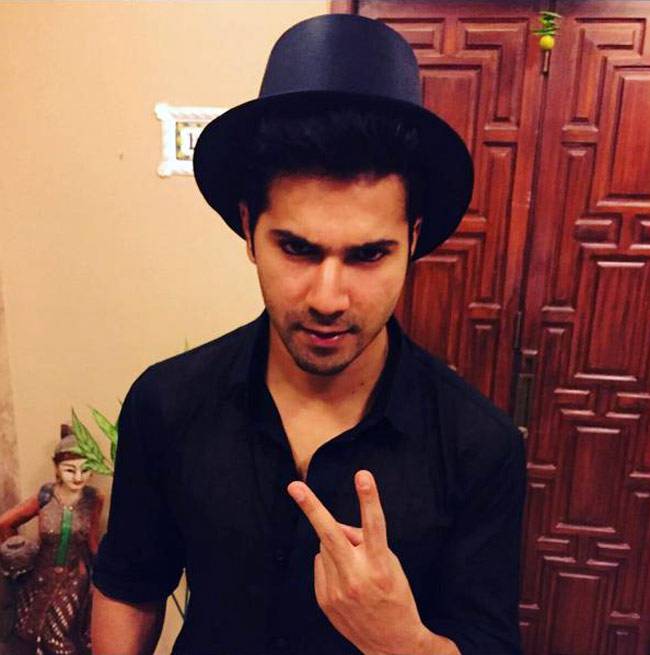 इंस्टाग्राम पर बॉलीवुड स्टार्स ने शेयर की खास तस्वीरें